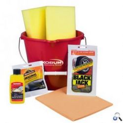 Detailing Car Wash Kit with Assorted Cleaners